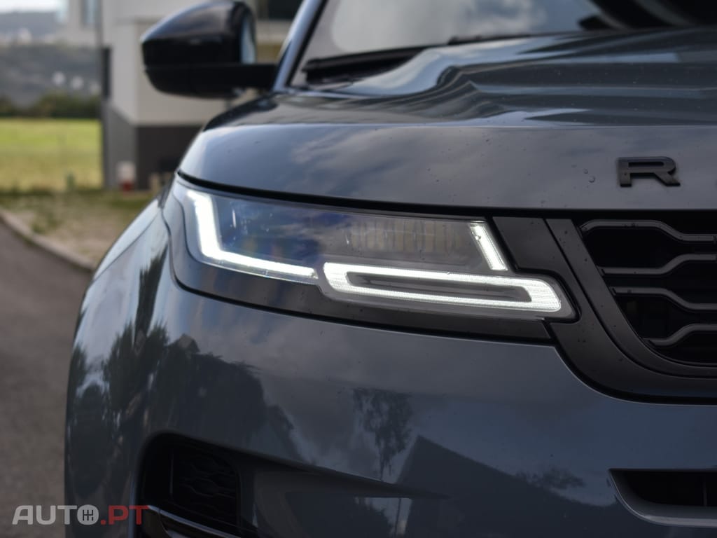 Land Rover Evoque 1.5 P300e AWD R-Dynamic SE Auto