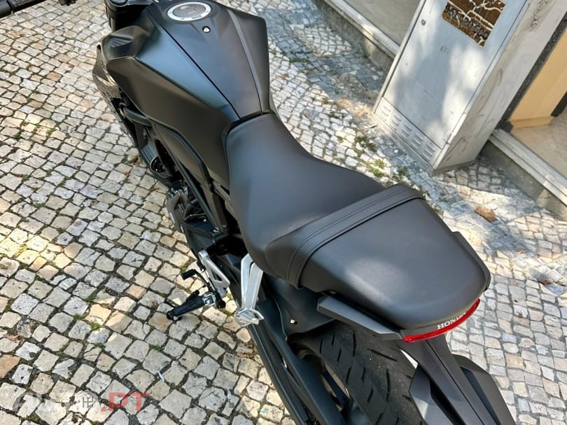 Honda CB 300R