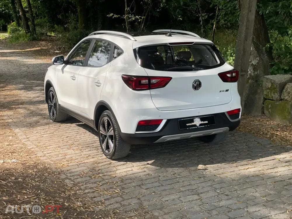 MG ZS Maximal Luxury