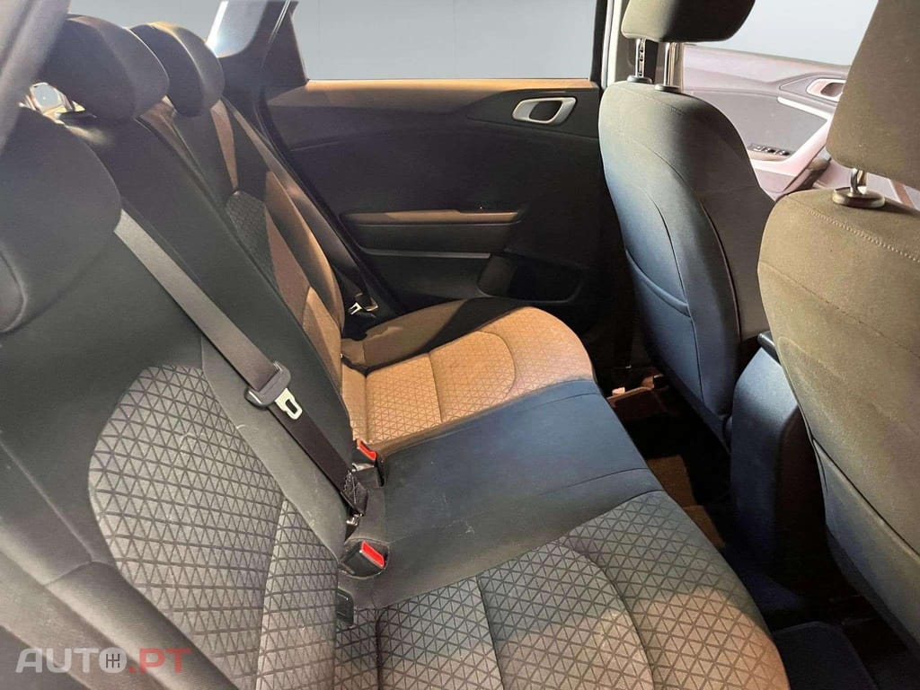 Kia Ceed SW 1.0 T-GDI 100 IS ACTIVE