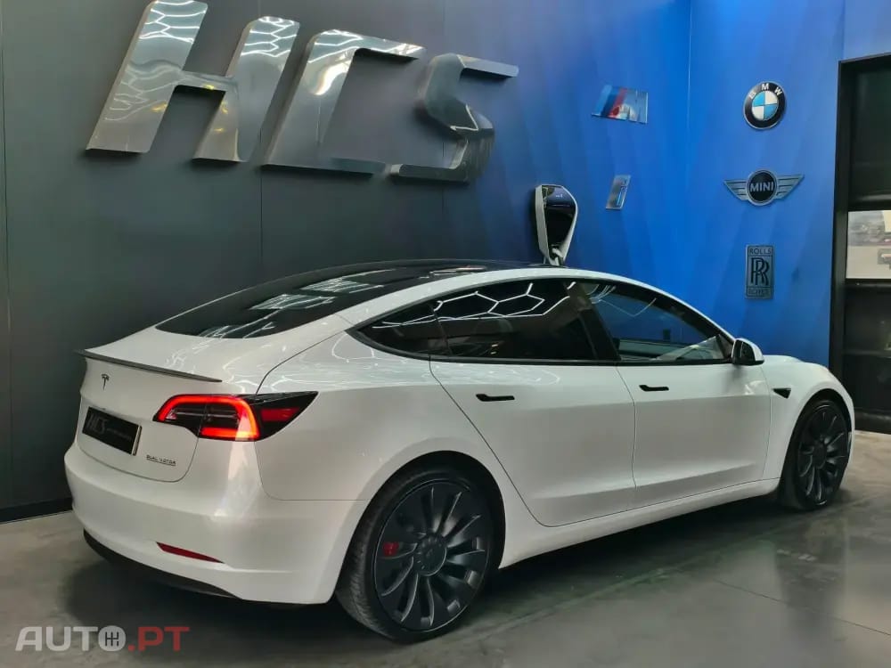 Tesla Model 3 Performance Tração Integral