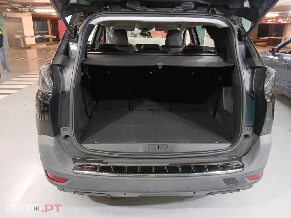 Peugeot 5008 1.5 BlueHDi Allure EAT8