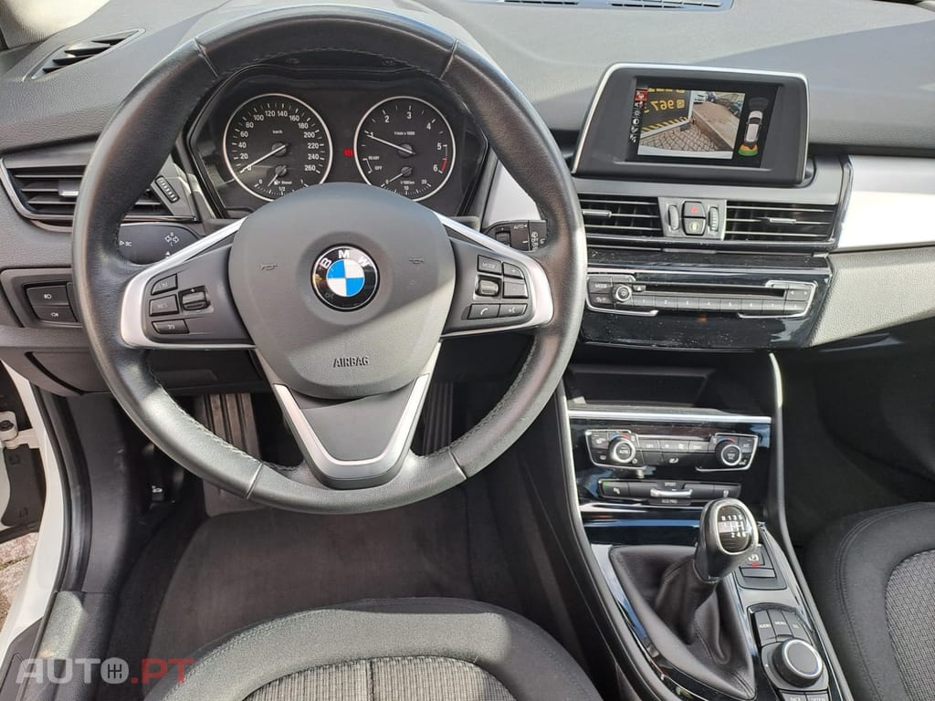 BMW 216 d Advantage