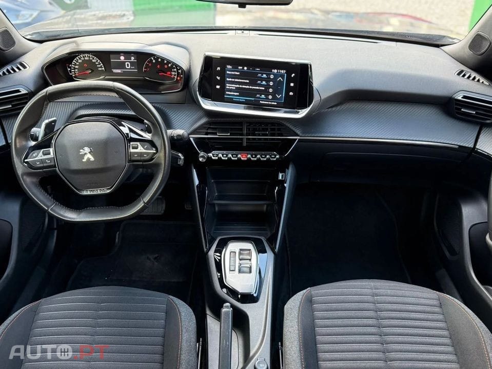 Peugeot 2008 1.5 BlueHDi Active Pack EAT8