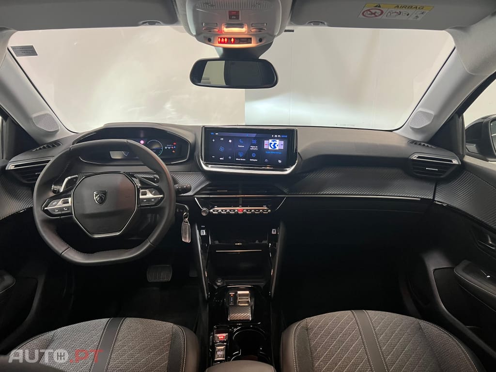 Peugeot 208 1.2 Hybrid Allure e-DCS6