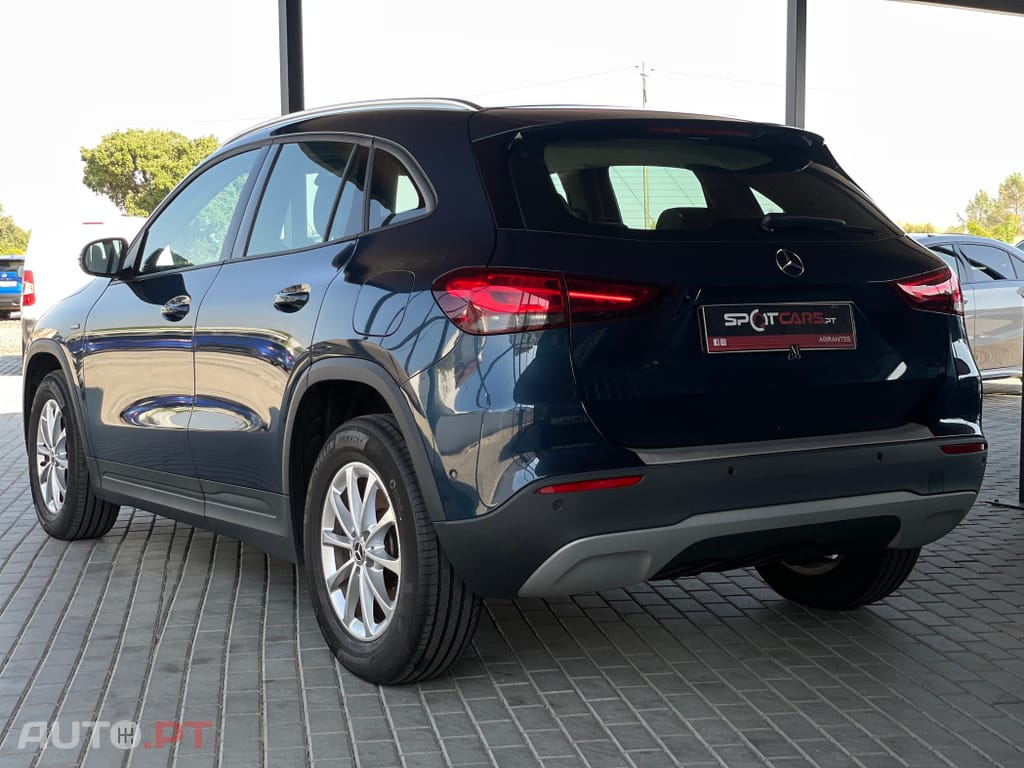 Mercedes-Benz GLA 250 e Progressive