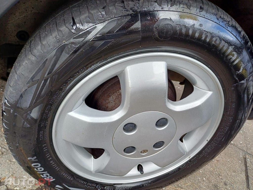 Opel Corsa 1.7 DTi 16V Elegance — fotografia 9