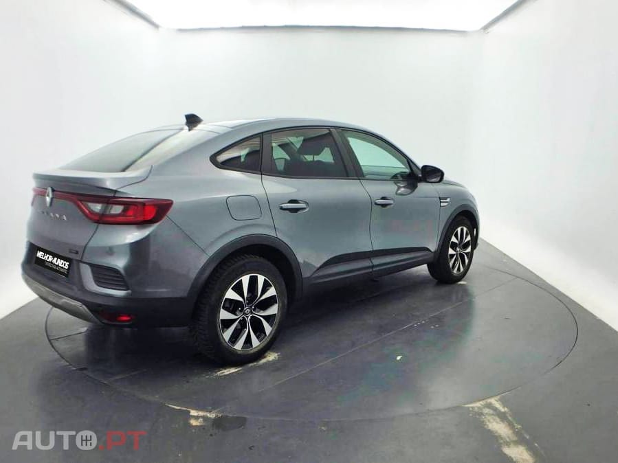 Renault Arkana 1.6 E-Tech Full Hybrid Evolution