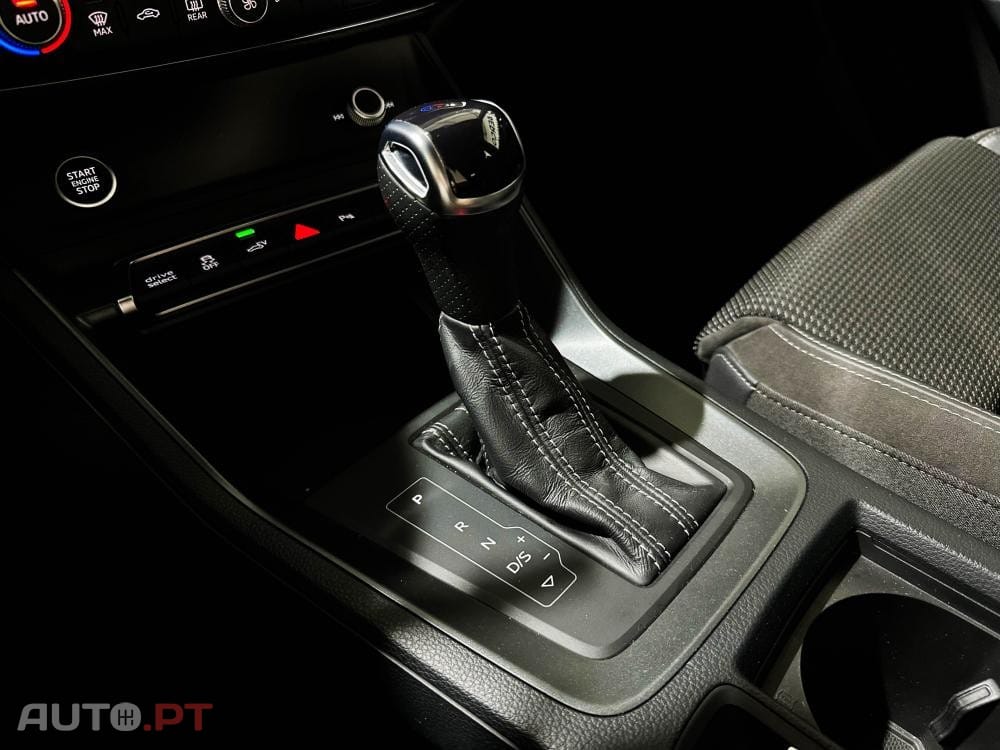 Audi Q3 45 TFSIe S line S tronic