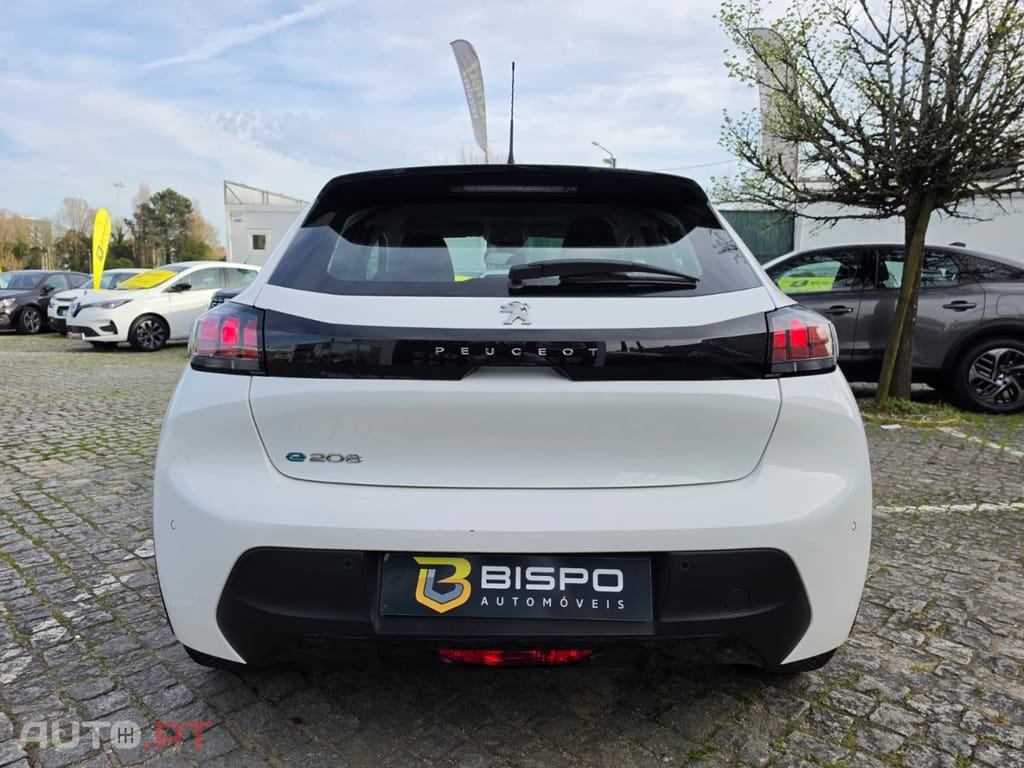 Peugeot E-208 50 kWh Active Pack