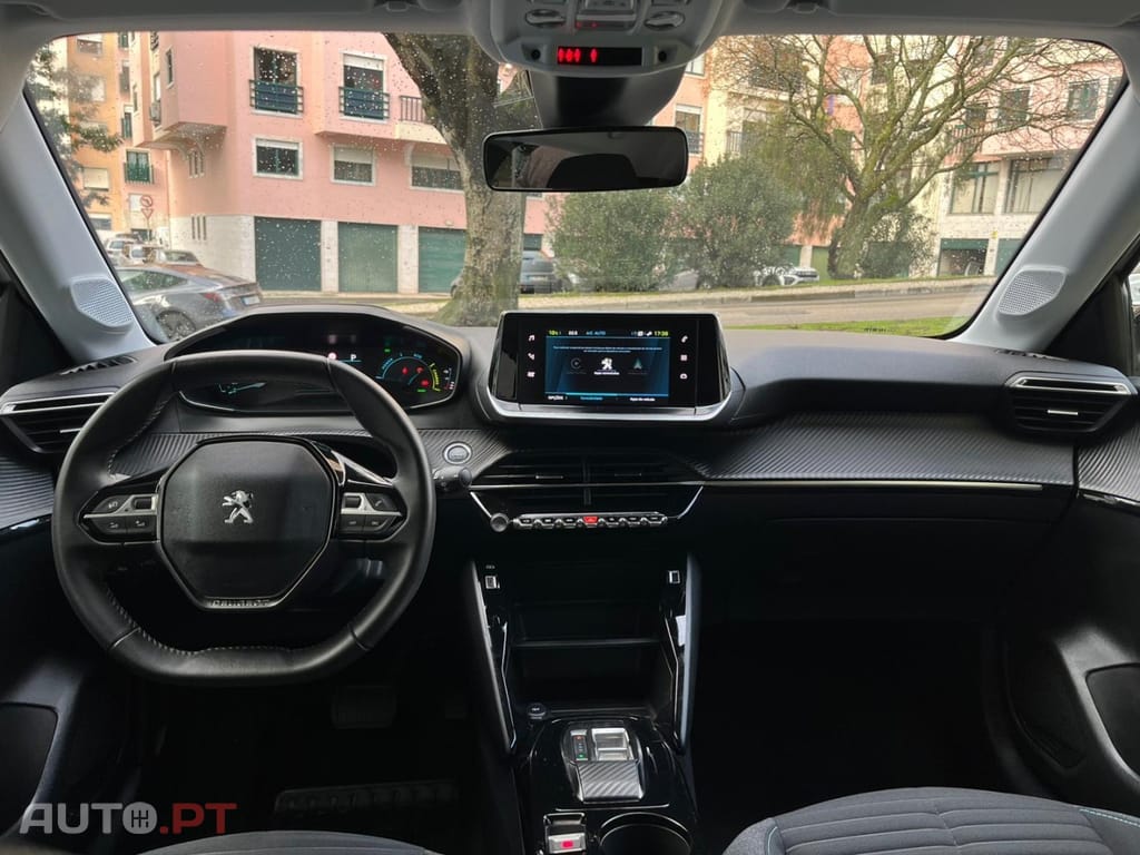 Peugeot E-208 50 kWh SE Style