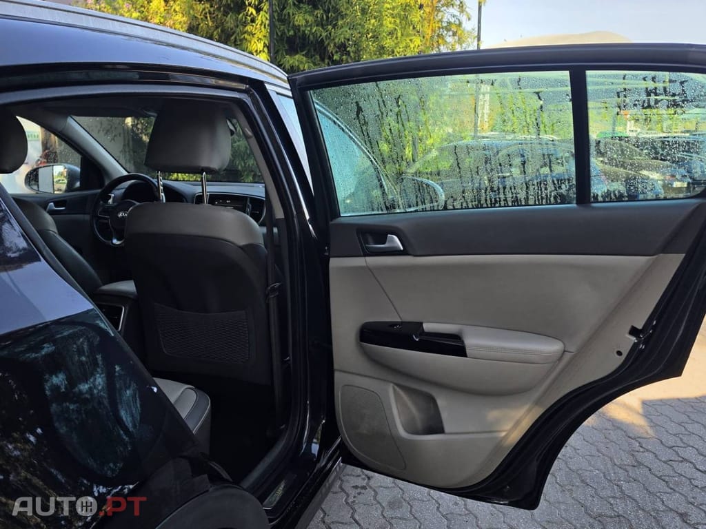 Kia Sportage 1.7 CRDi ISG TX Navi