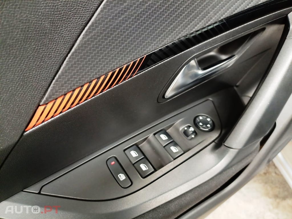 Peugeot 2008 PureTech 100 Stop&Start Active