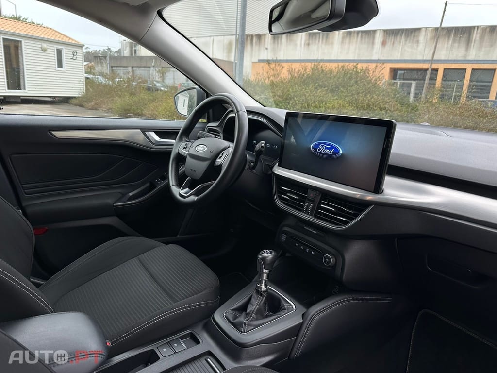 Ford Focus 1.0 EcoBoost Hybrid ACTIVE STYLE