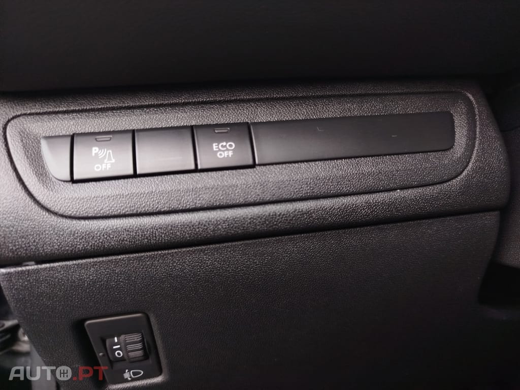 Peugeot 208 1.5 BlueHDi Signature