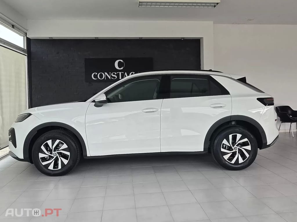 Volkswagen T-Roc 1.5 eTSI Trend DSG