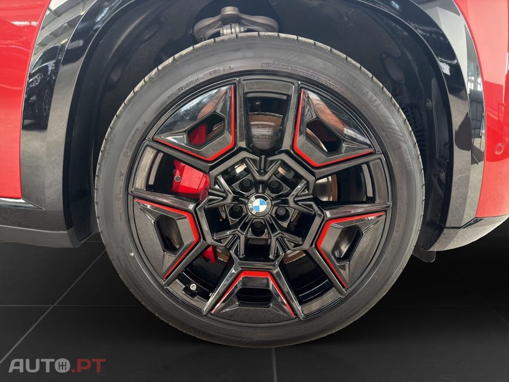 BMW XM Label Red