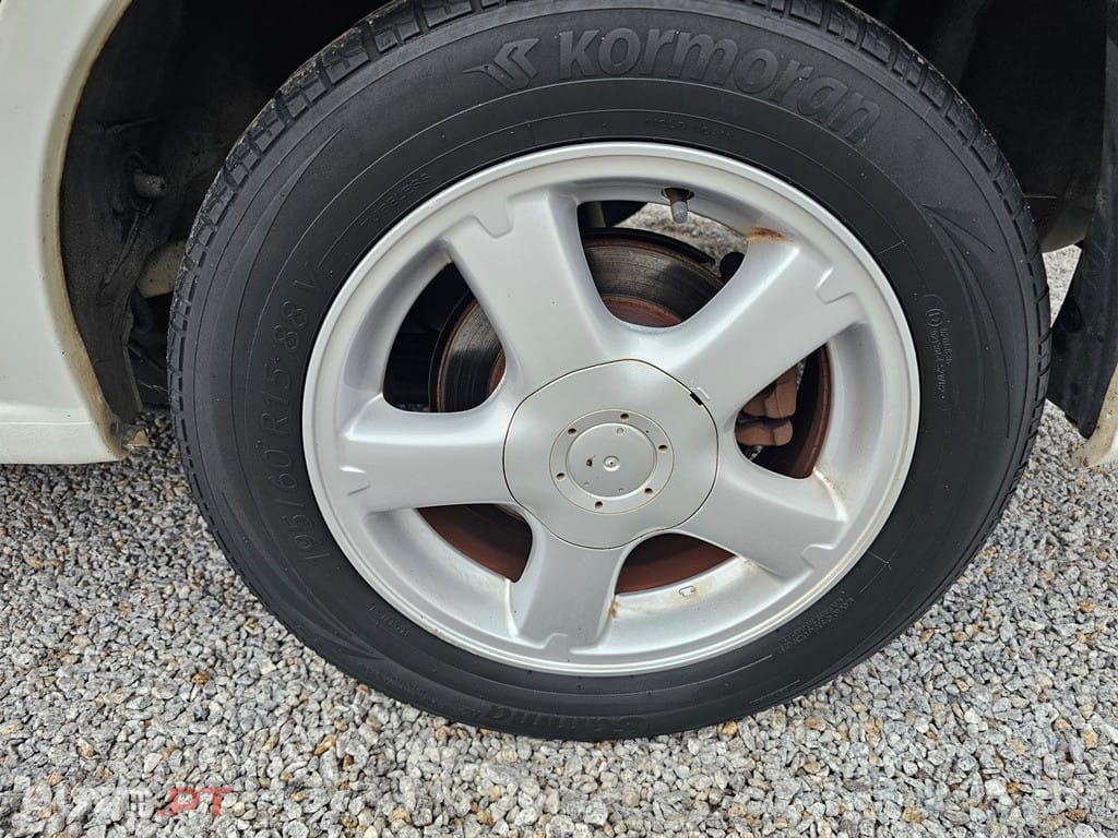 Nissan Almera 1.5 Comfort AC