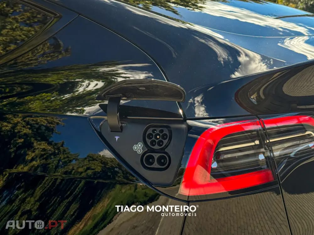 Tesla Model Y Tração Traseira