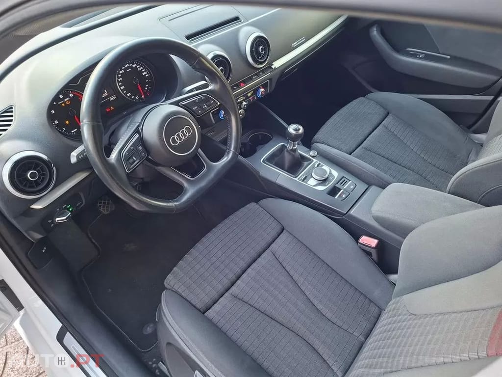 Audi A3 Sportback  1 0 Tfsi Sport