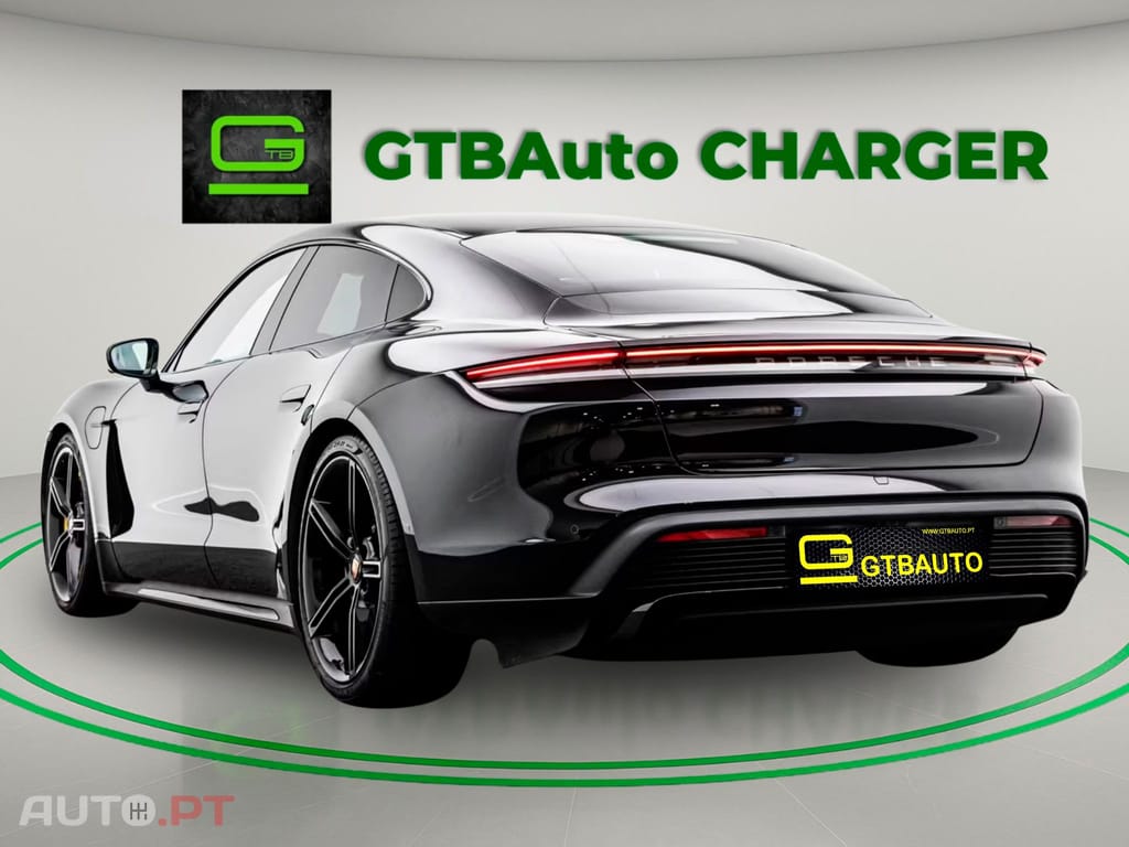 Porsche Taycan TURBO ALL-BLACK