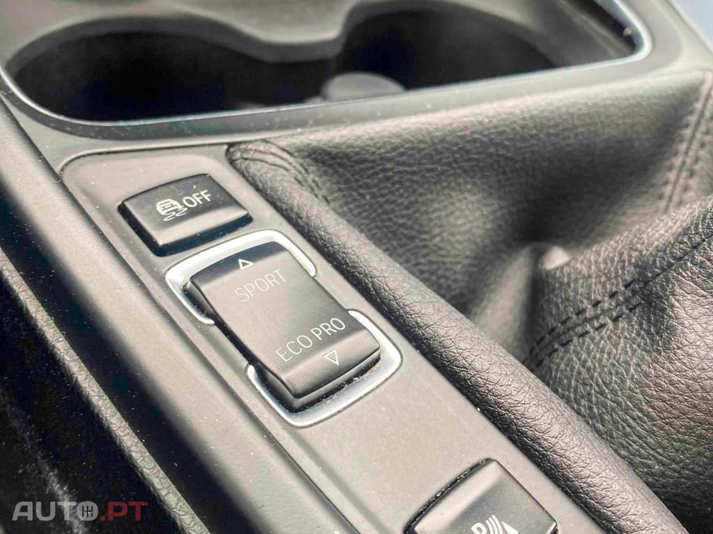 BMW 318 d Touring Line Sport