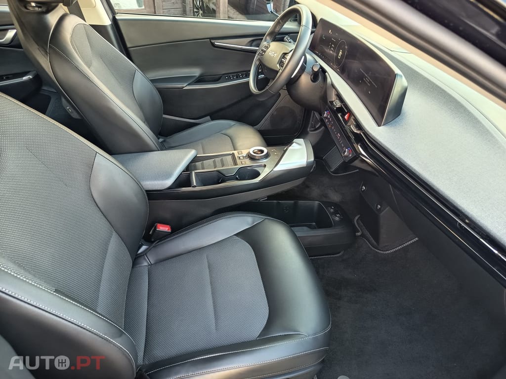 Kia EV6 77.4 kWh Earth