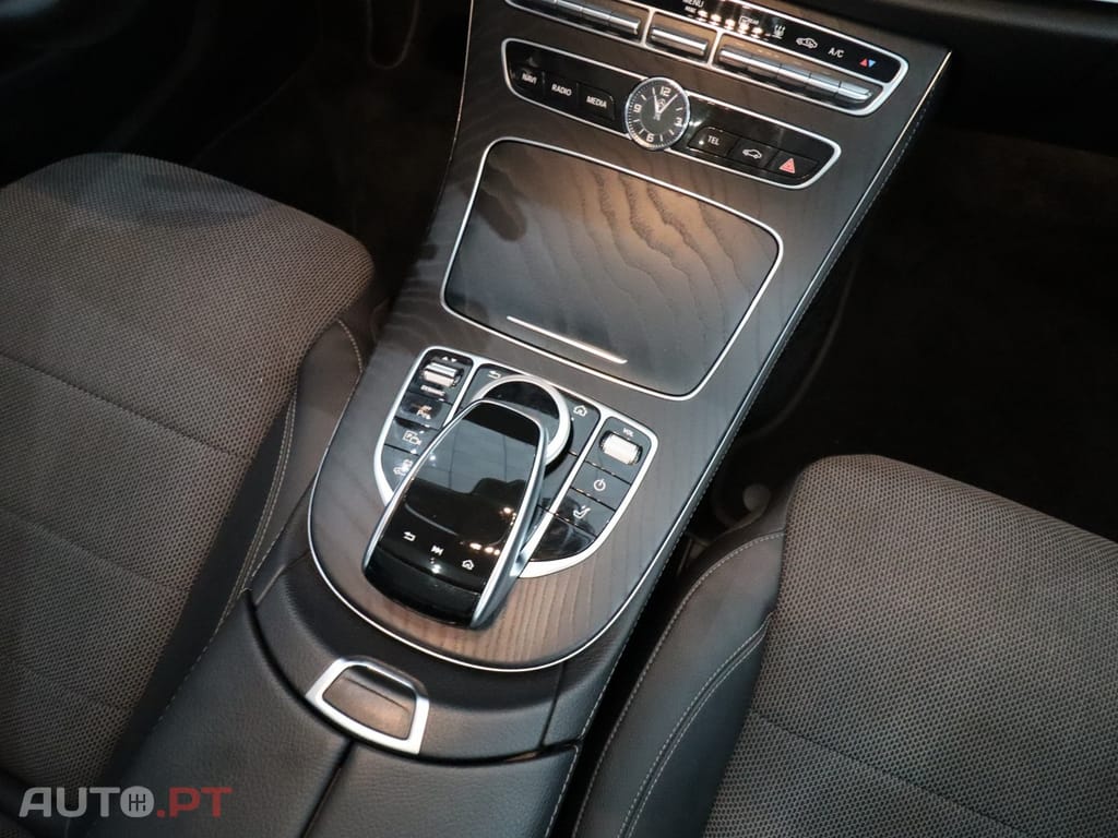Mercedes-Benz E 300 de T 9G-TRONIC