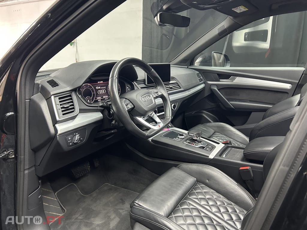 Audi Q5 55 TFSIe Plug-In Hybrid S-Line Quattro Aut.