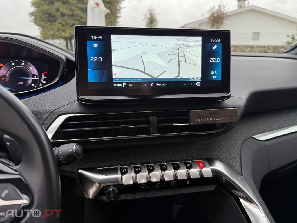 Peugeot 5008 1.5 BlueHDi Allure EAT8