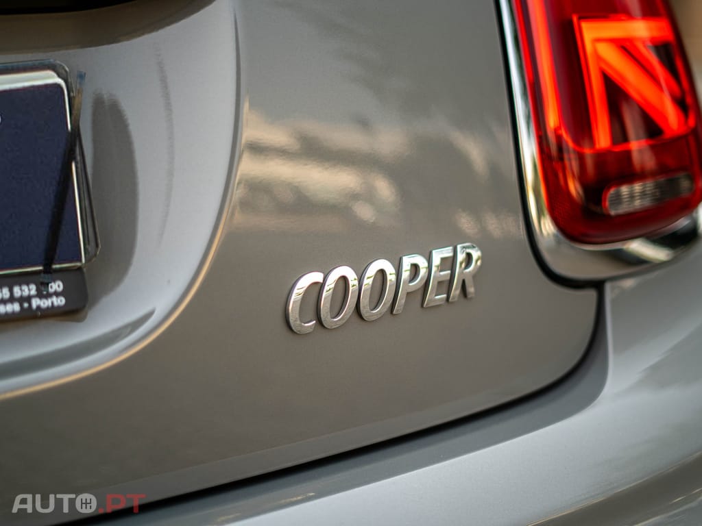 MINI Cabrio Cooper Premium Extra JCW Auto