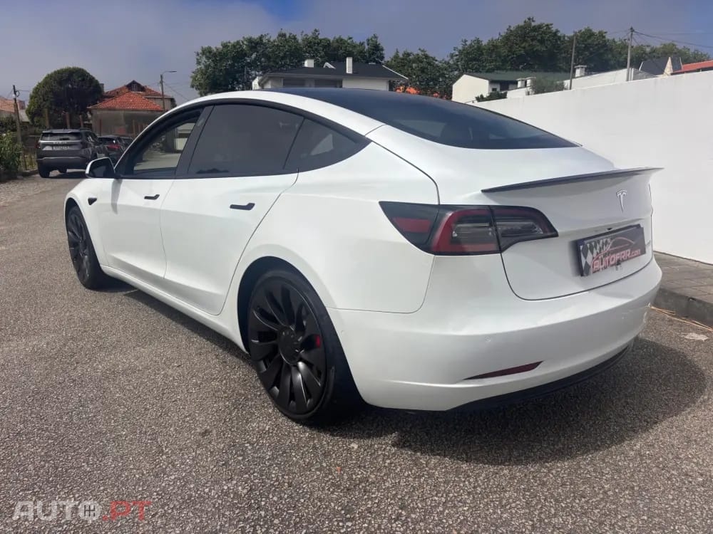 Tesla Model 3 Long Range AWD Dual Motor Performance