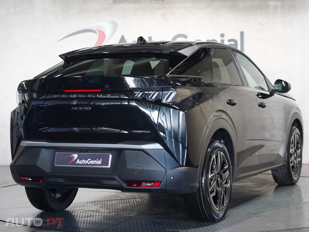 Peugeot 3008 1.2 Hybrid Allure e-DCS6