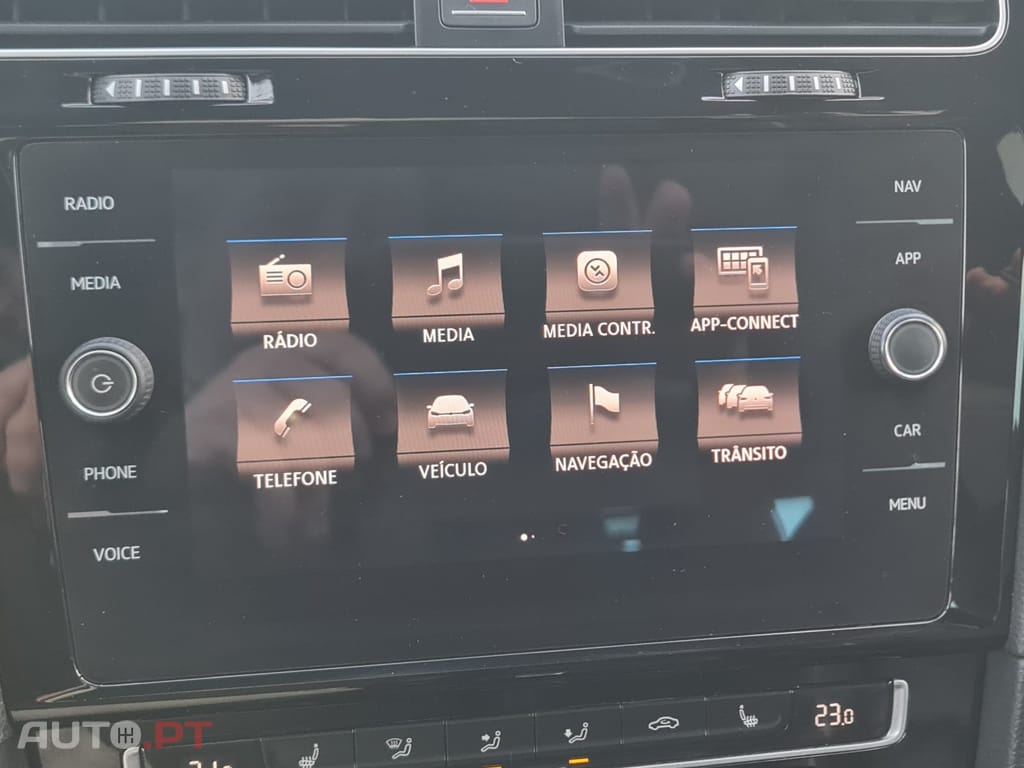 Volkswagen Golf 1.6 TDI R-Line DSG