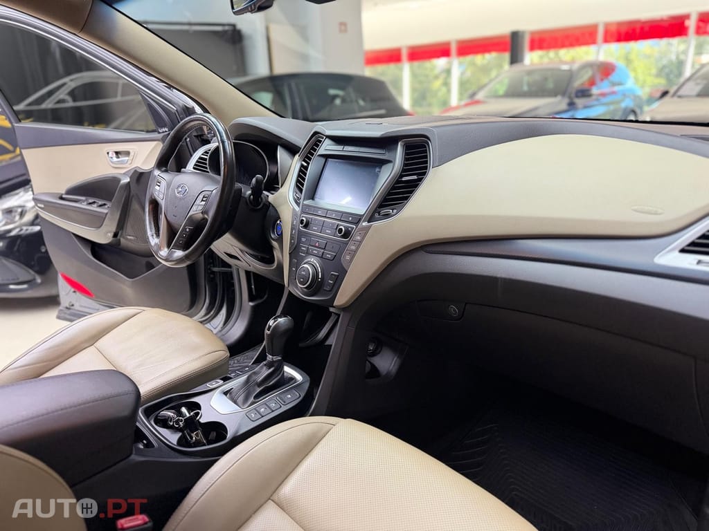 Hyundai Santa Fe 2.2 CRDi Premium 4WD Aut.