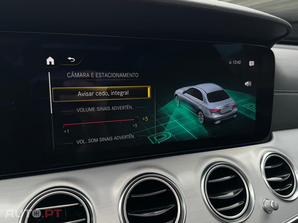 Mercedes-Benz E 300 e AMG Line