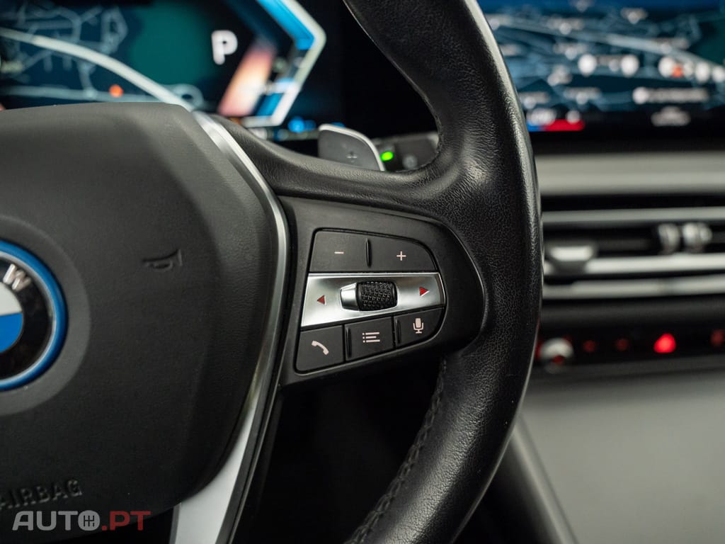 BMW 320 e Auto