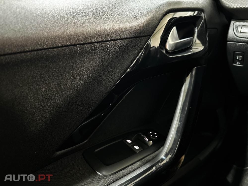 Peugeot 208 1.2 PureTech Allure