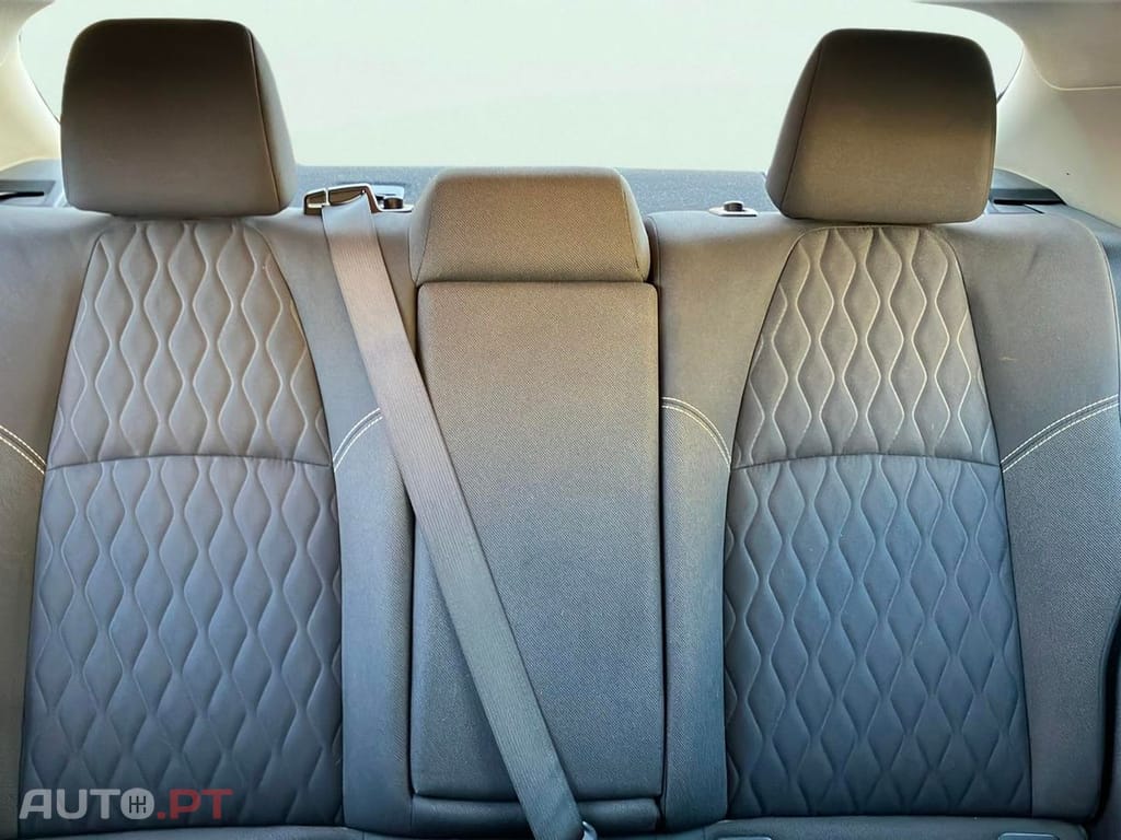 Toyota Corolla Sedan 1.5 VVT-i Comfort
