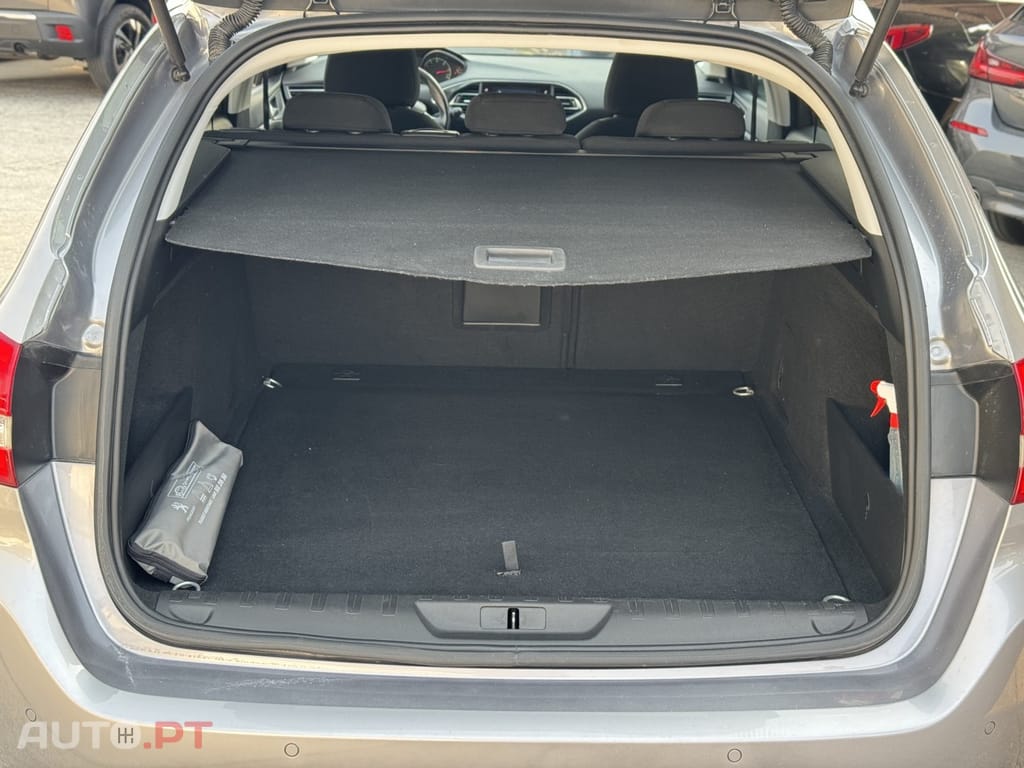 Peugeot 308 1.5 BlueHDi Style