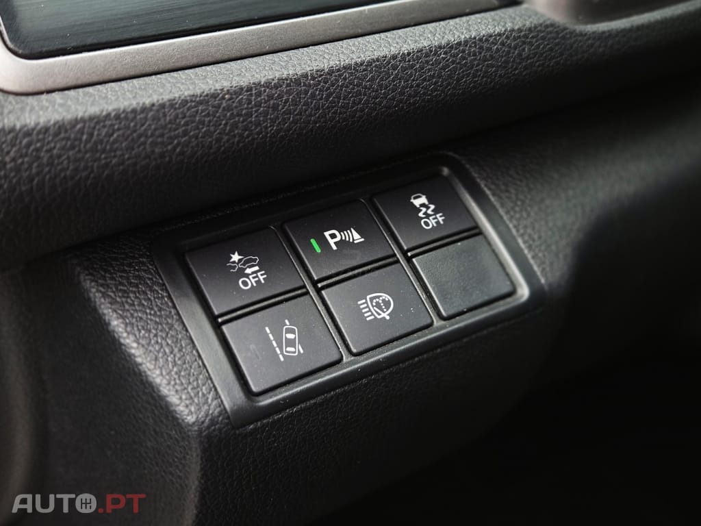 Honda Civic 1.0 i-VTEC Elegance Navi CVT