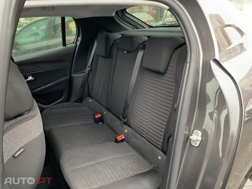 Peugeot 208 1.5 BlueHDi Allure