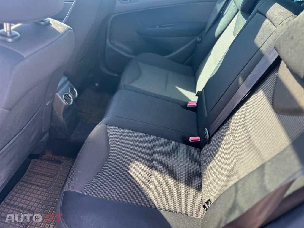 Peugeot 308 1.6 e-HDi Active 2-Tronic