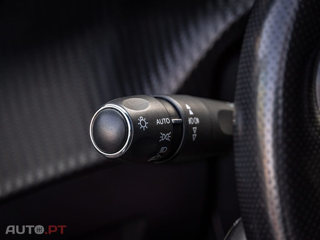 Peugeot E-2008 50 kWh GT
