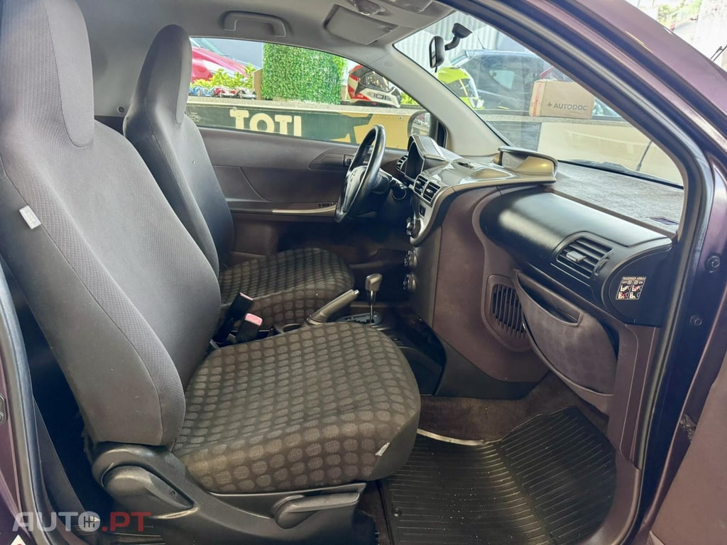 Toyota iQ 1.0 VVT-I AUTOMATICO