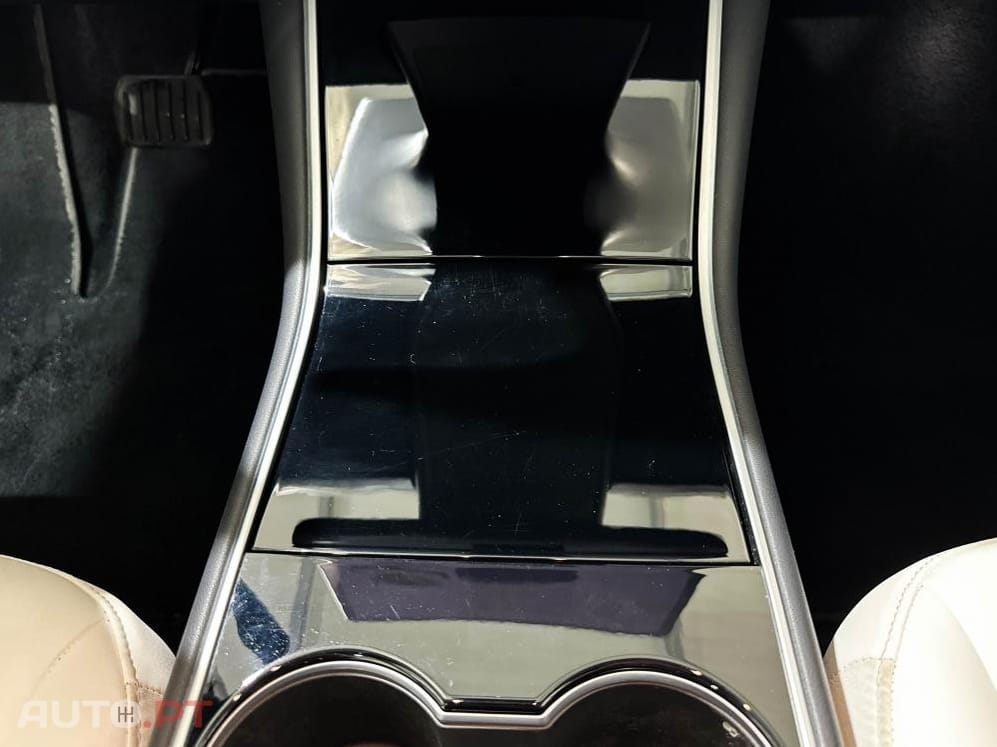 Tesla Model 3 Long-Range Dual Motor AWD