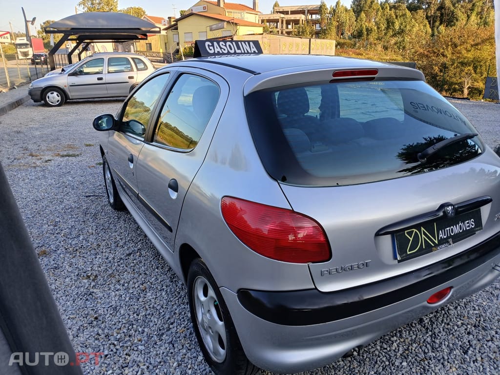 Peugeot 206 1.0 XR