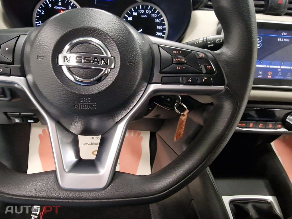 Nissan Micra 1.0 IG-T N CONNECTA