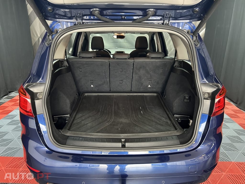 BMW 216 d Advantage