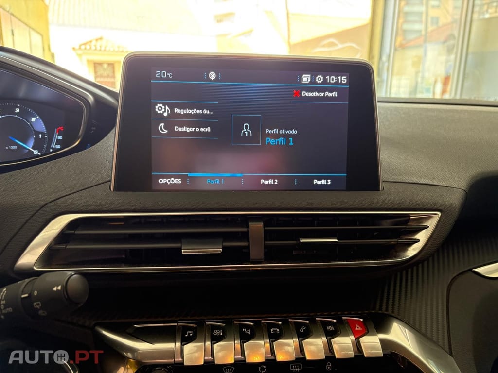 Peugeot 3008 1.5 BlueHDi Active